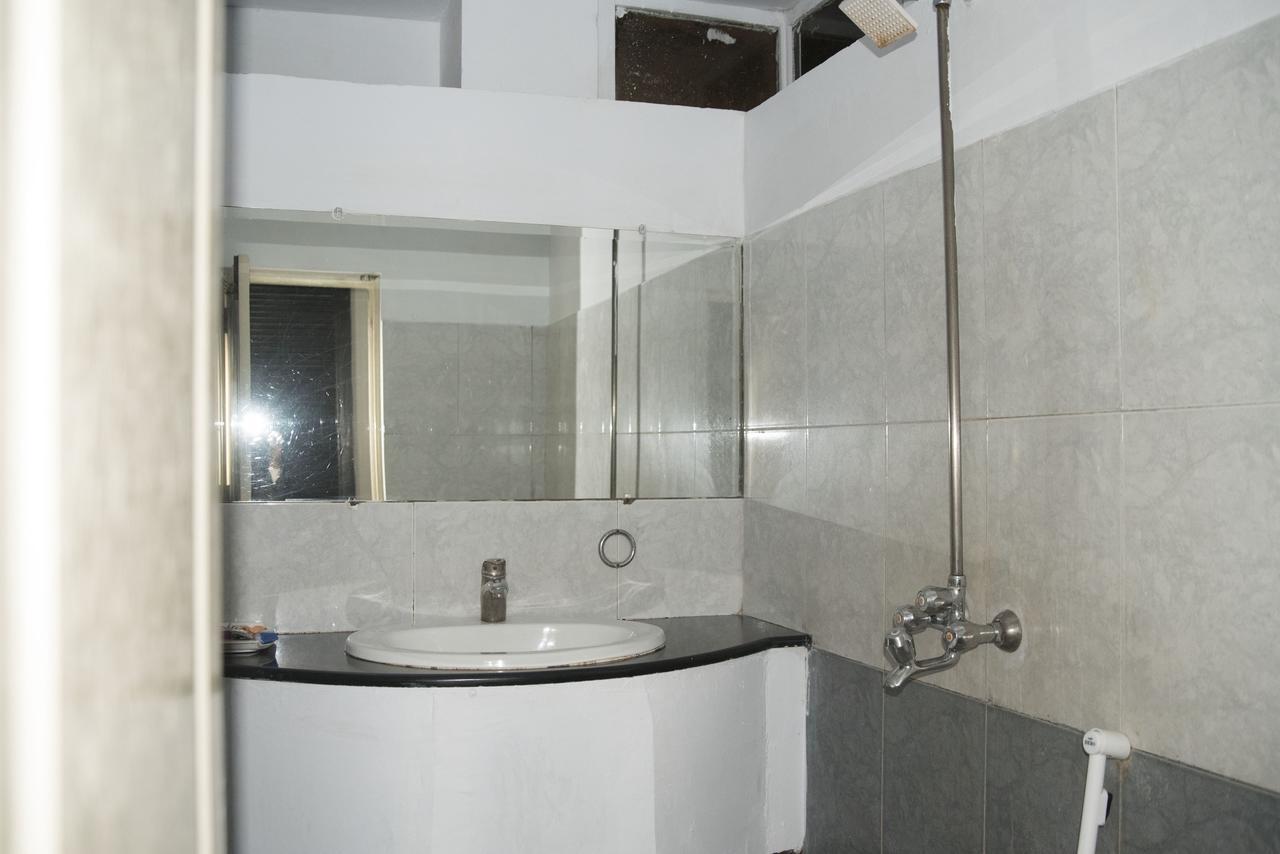 Premier Inn Davis Road Lahore Eksteriør billede
